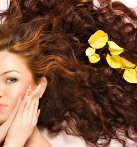 Hidratar el cabello – Fáciles tratamientos caseros para el cabello seco