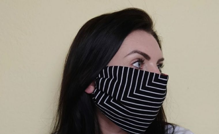 máscara protectora con paño