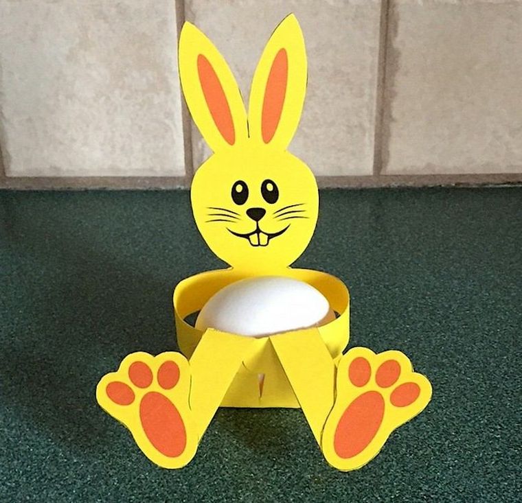 modelo-conejo-amarillo