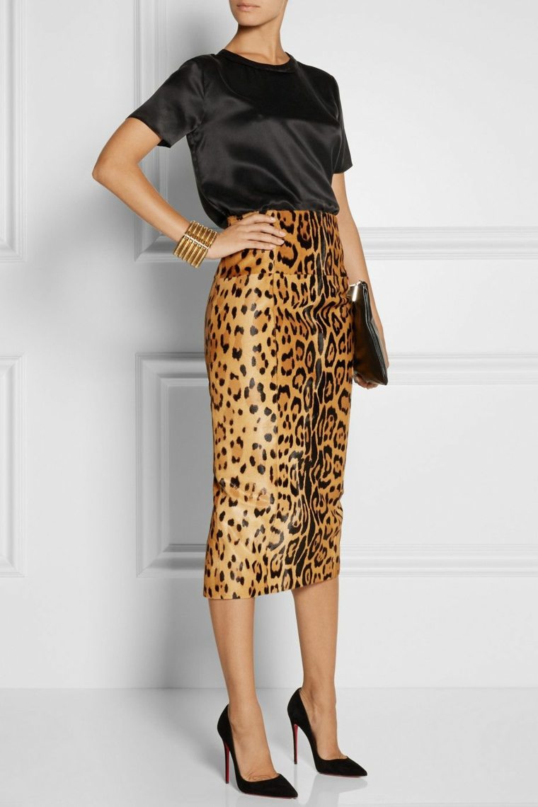 motivos-animales-leopardo-falda-ajustada