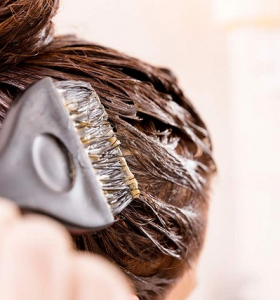 Cómo teñir tu cabello en casa sin arruinarlo por completo