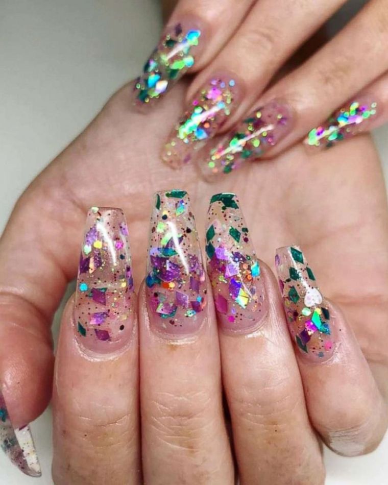 blanco-negro-estilo-transparente-brillante