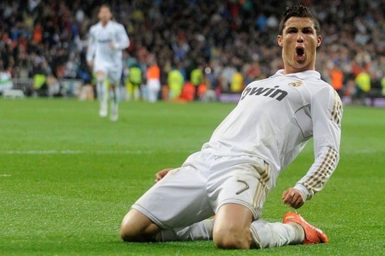 Cristiano Ronaldo-multimillonario-noticias