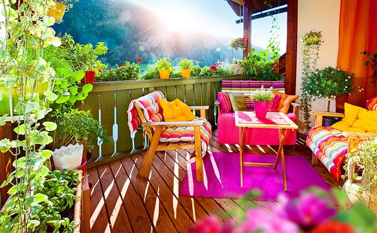muebles-madera-balcon
