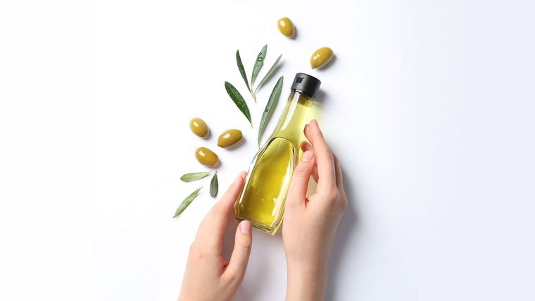 aceite de oliva cuidado manos