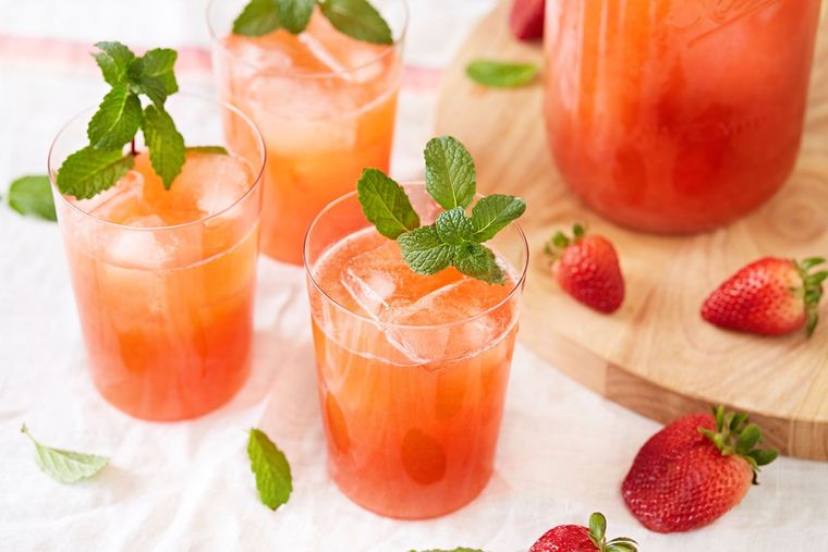 bebidas refrescantes limon fresa