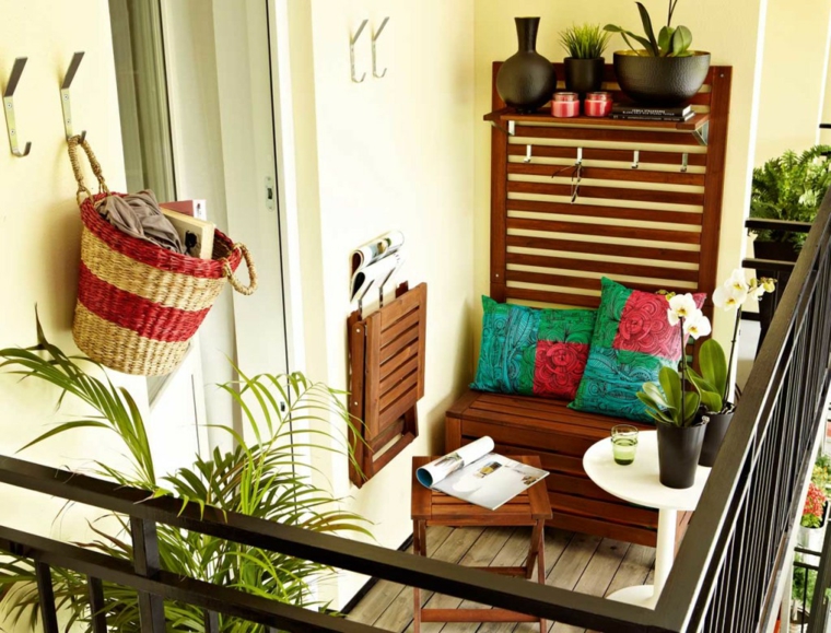 ideas creativas balcon muebles compactos