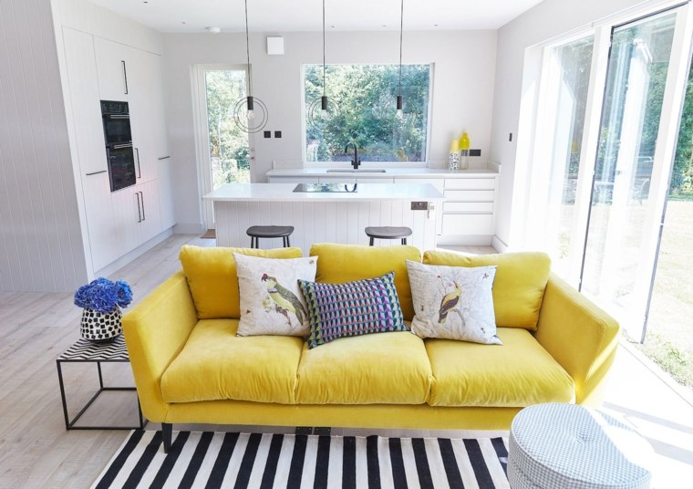 sofa-amarillo-interior-moderno