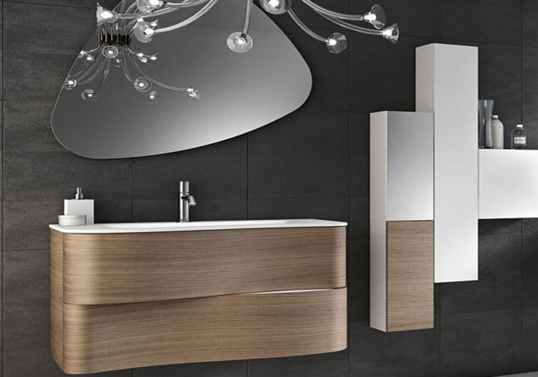 baños modernos espejo asimetrico