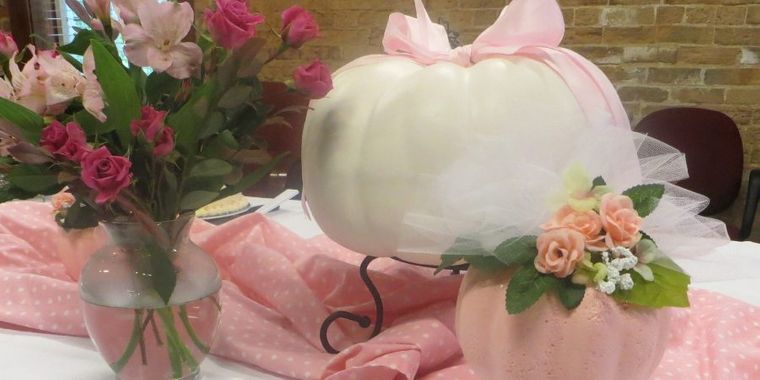 decoración de otoño blanco rosa