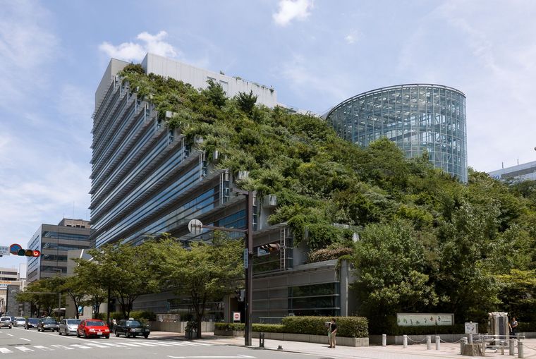 edificios ecológicos across japon