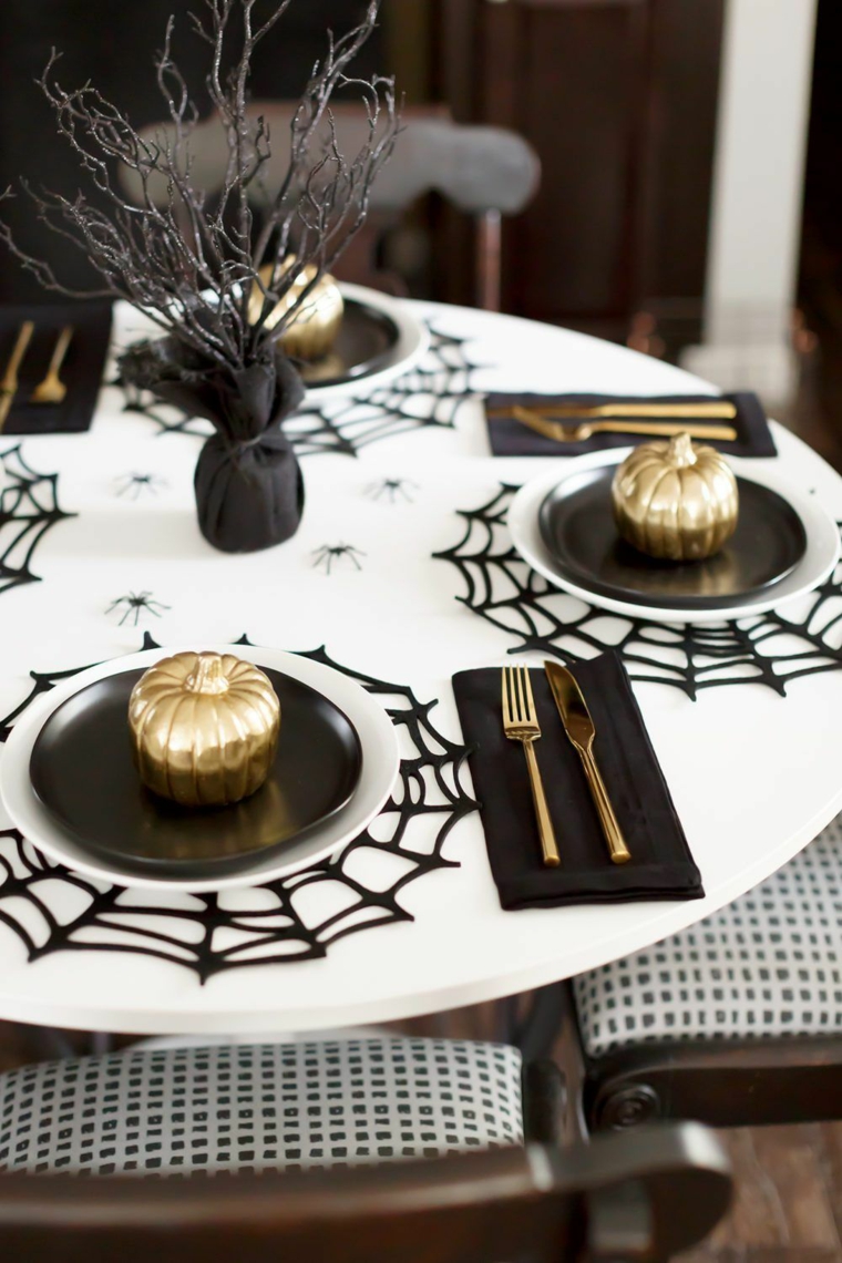 Centros de mesa de Halloween-estilo-moiderno-blanco-dorado