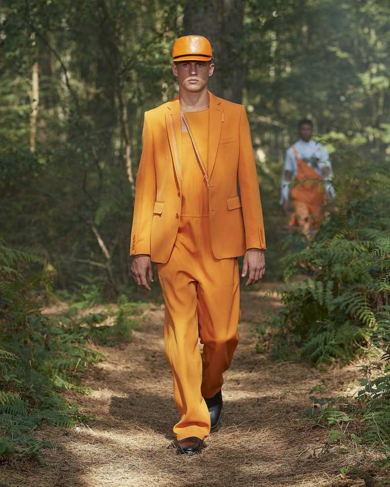 burberry-hombre-color-naranja