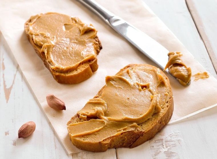 combinación de alimentos mantequilla mani