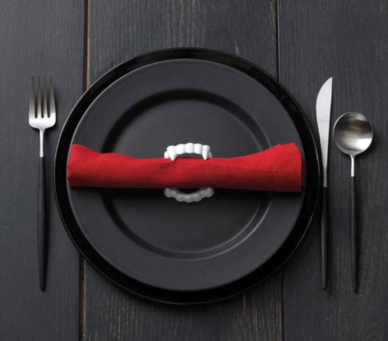 mesa halloween-decorar-plato