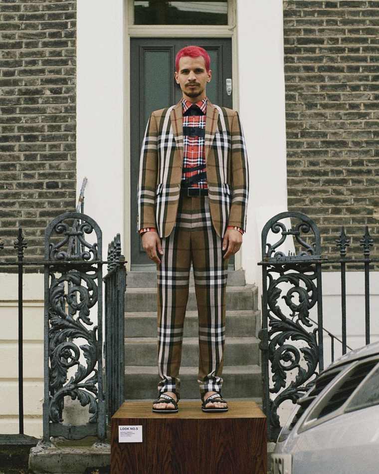 moda-primavera-2021-burberry-hombre-traje