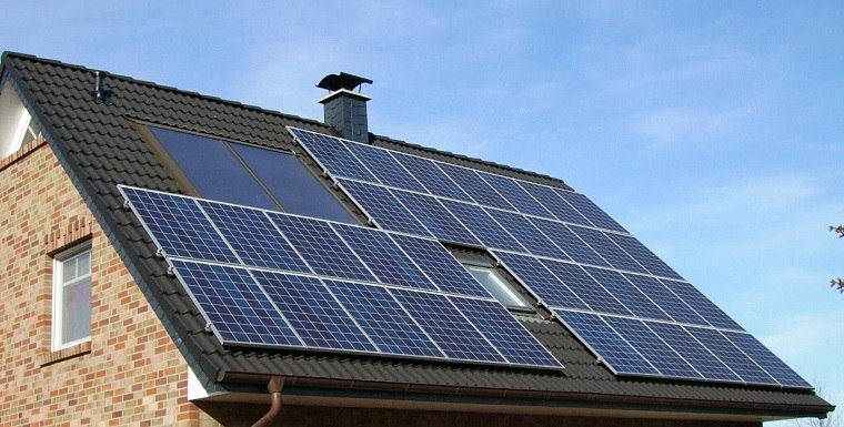 energía solar-techo-casa-moderna