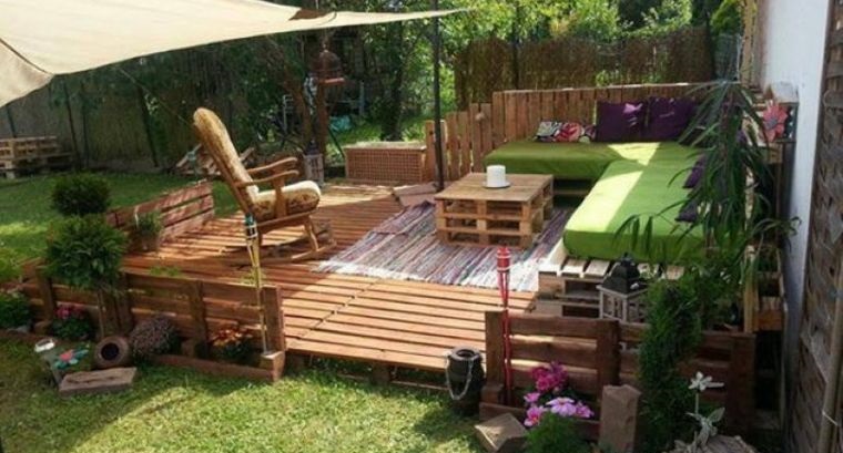 Decoración rústica para transformar tu patio trasero en un oasis natural