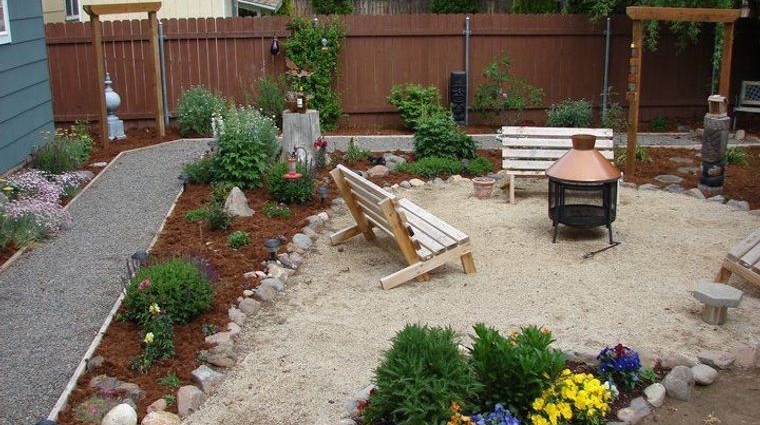 Decoración rústica para transformar tu patio trasero en un oasis natural