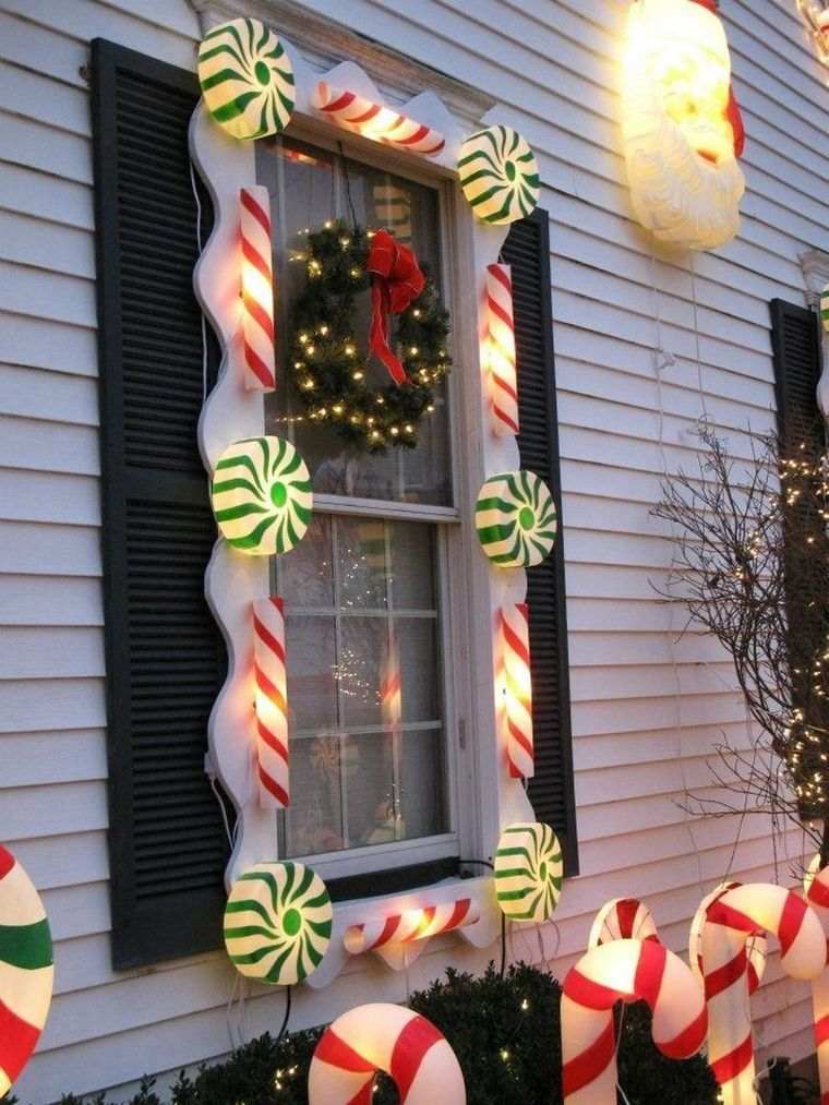 espíritu navideño ventana decorada