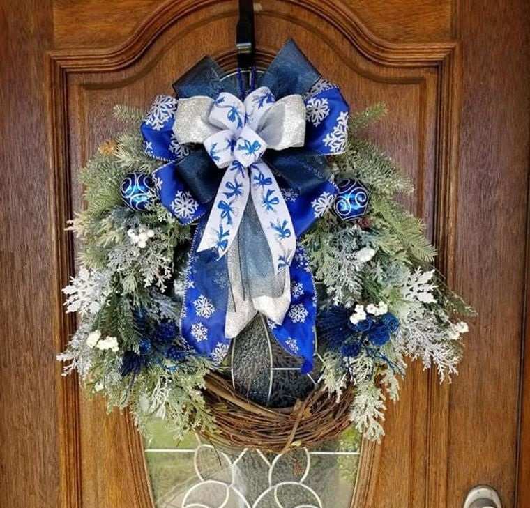 azul plateado lazo decoracion puerta