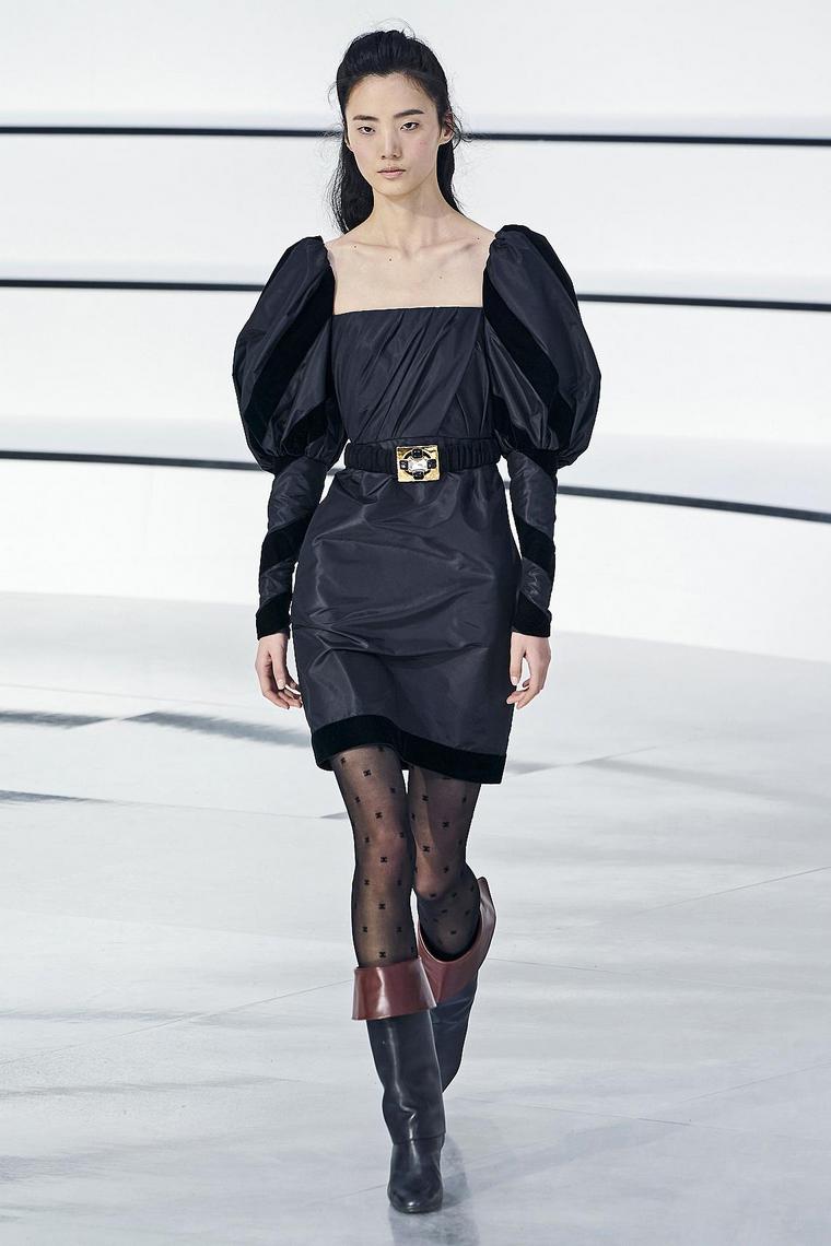 chanel-vestido-negro-corto