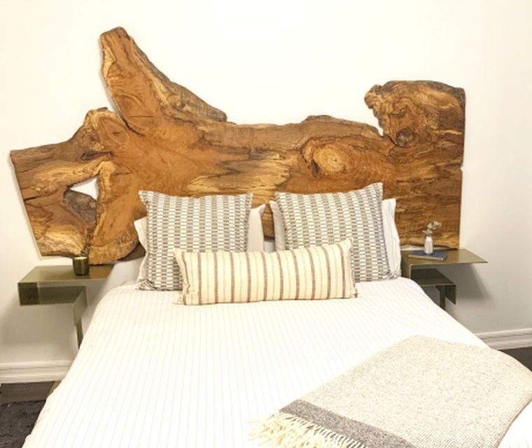 cabeceros con madera recuperada