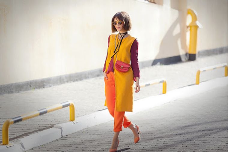 color naranja look audaz