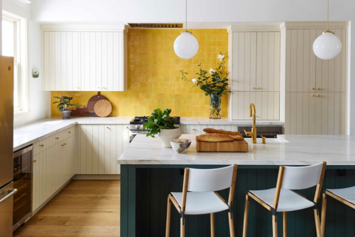 Colores que combinan con amarillo para crear un interior luminoso