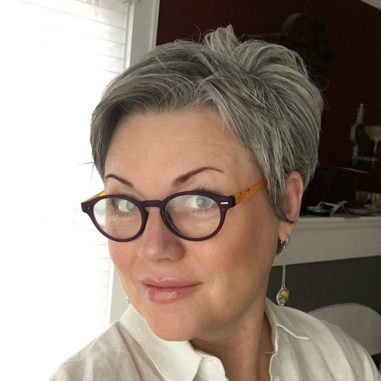color de pelo gris 50-anos-mujer