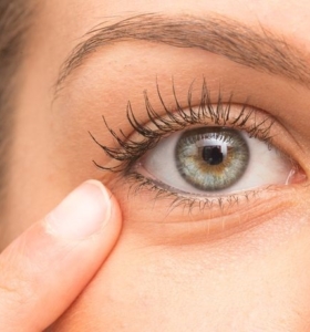 Líneas de expresión debajo de los ojos – Cómo disminuir su apariencia de manera natural