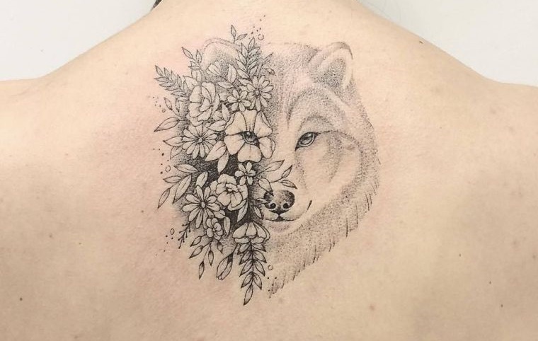 tatuajes de lobo diseño sutil