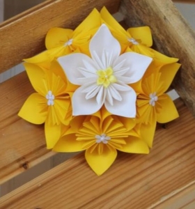 Flores de papel – Una hermosa manualidad para disfrutar durante todo el año