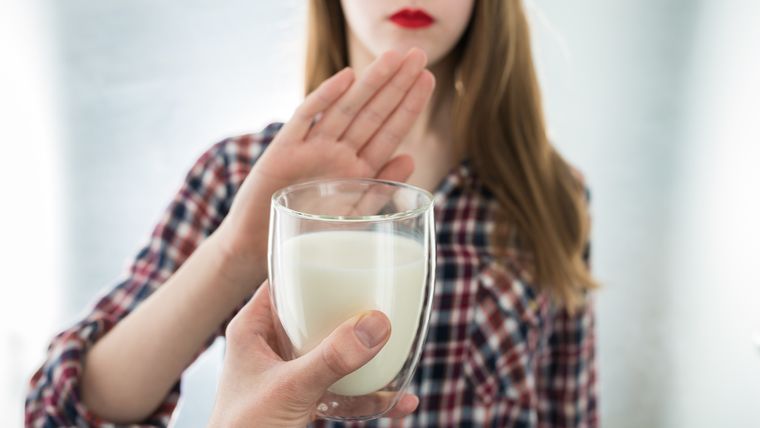 leche de cúrcuma personas alergicas