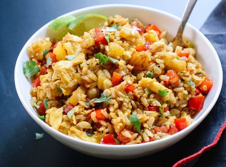 cena vegana ensalada de arroz
