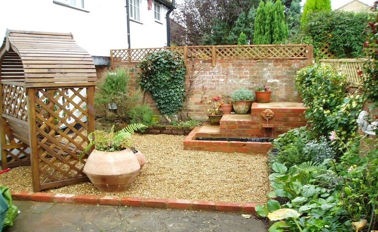 decoración de jardines con ladrillos