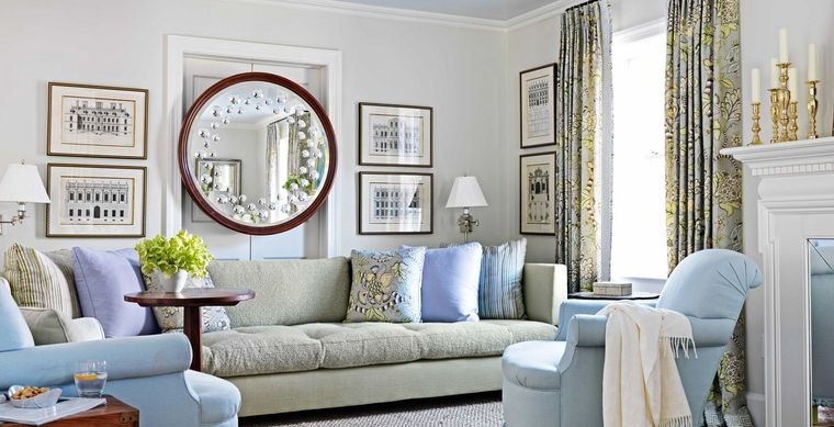 decoración con​ espejos​ en pequeña sala de estar