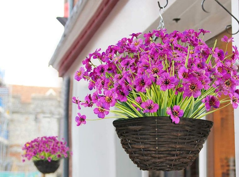 Flores artificiales para decorar el exterior e interior de tu hogar