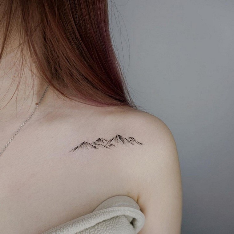 Tatuajes-pequenos-para-mujeres-2021-montana