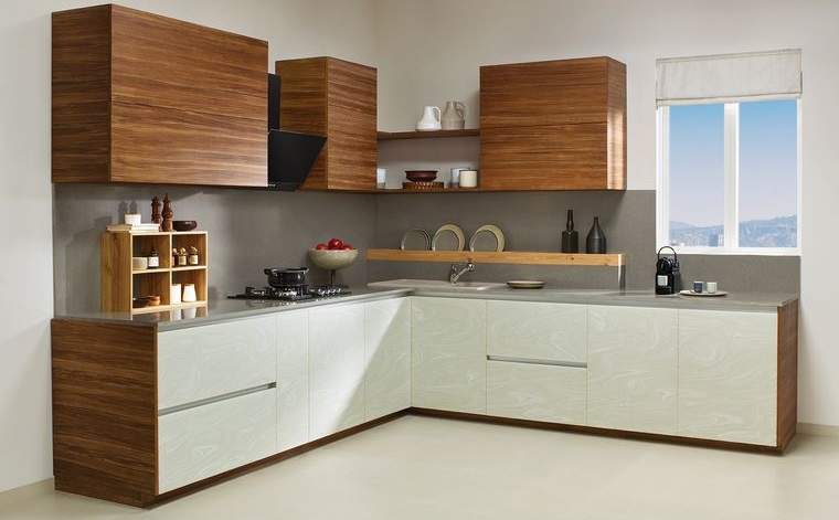 diseños de cocinas gabinetes blancos con marron