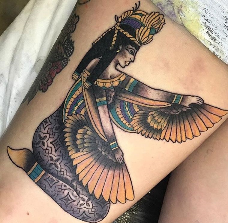 tatuajes para mujeres diosa isis