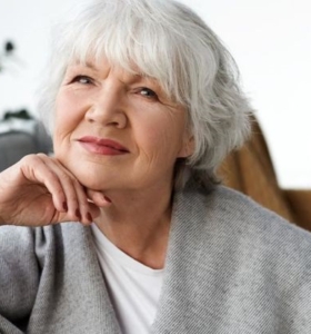 Mujeres mayores de 70 años y los cortes de cabello más recomendados 2022 para ellas