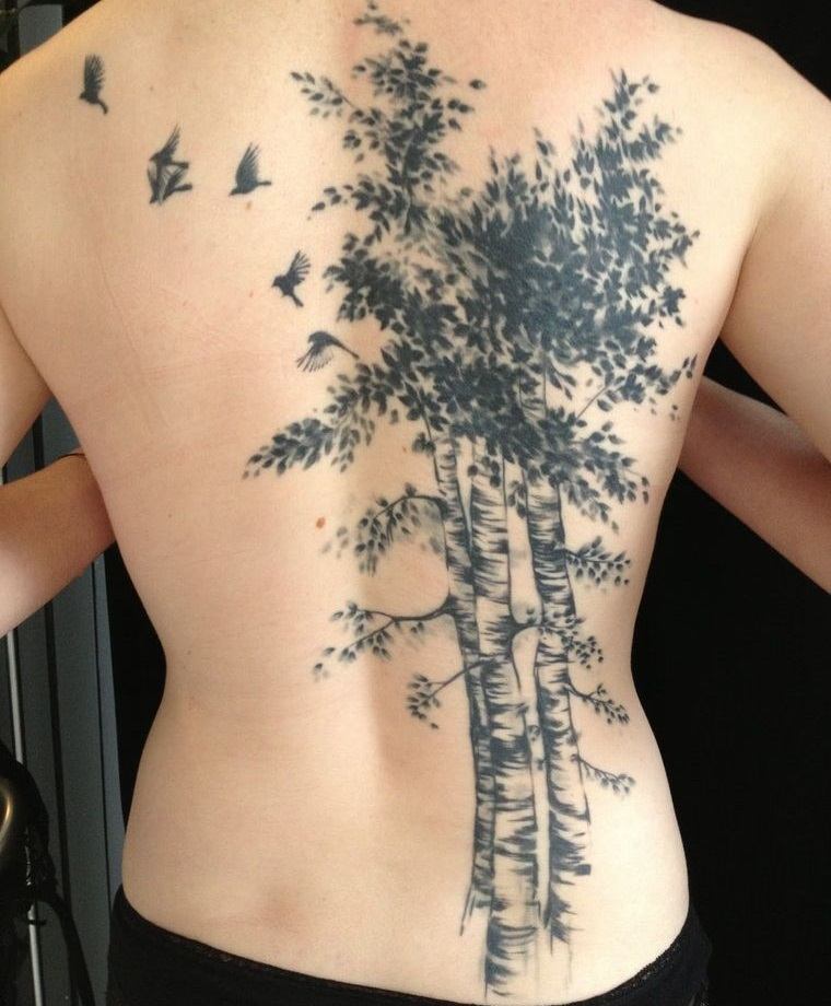 tatuajes de árboles abedul