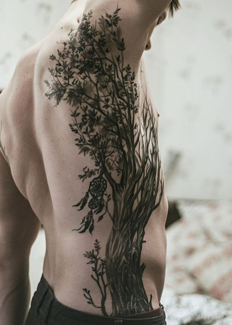 tatuajes de árboles grandes