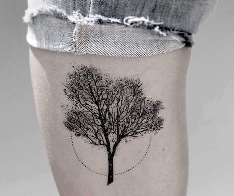 tatuajes de árboles solo silueta