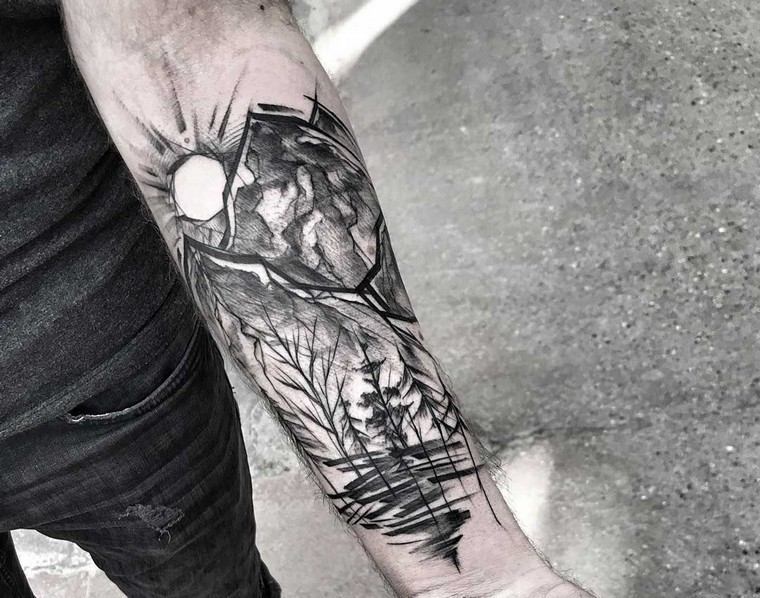 brazo-montana-tatuaje-estilo