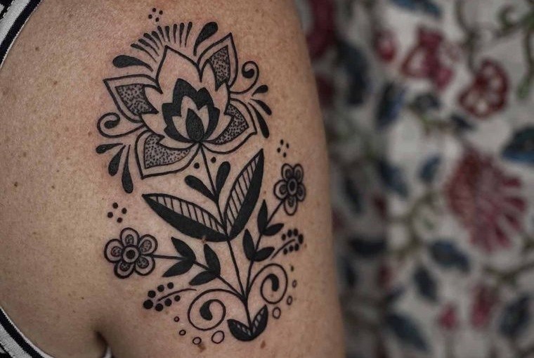tatuajes para mujeres tribal