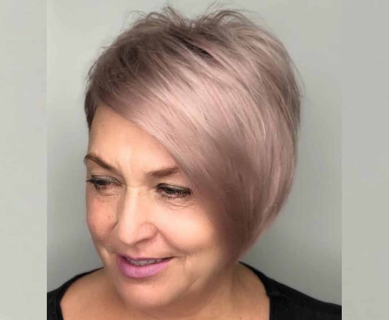 suave rosa cabello mujeres de 60