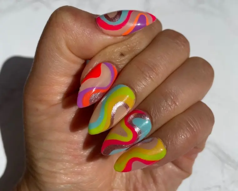 diseños de uñas inspirados en los 70