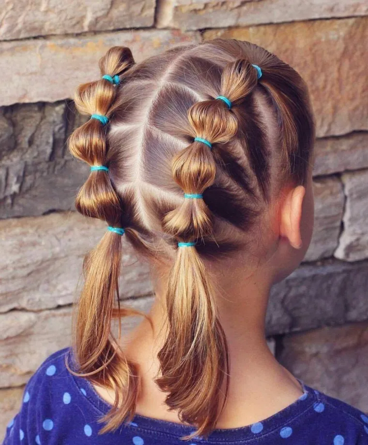 penteados de menina duas tranças com vários elásticos